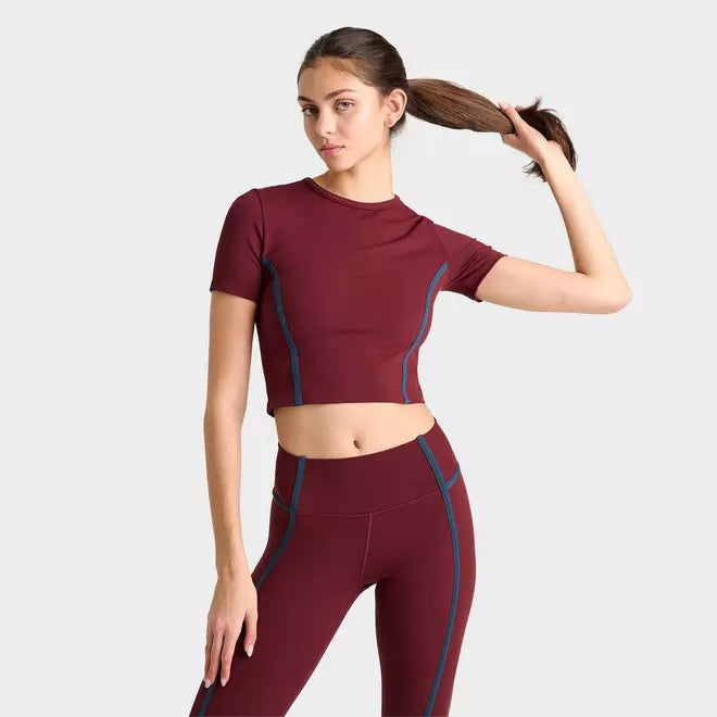 Women's Nike One Dri-FIT Short-Sleeve Fitted T-Shirt