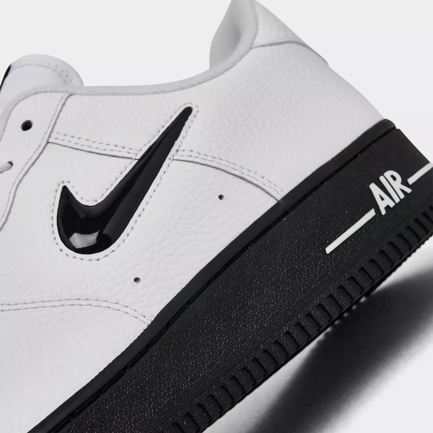 Men's Nike Air Force 1 Low Jewel Casual Shoes