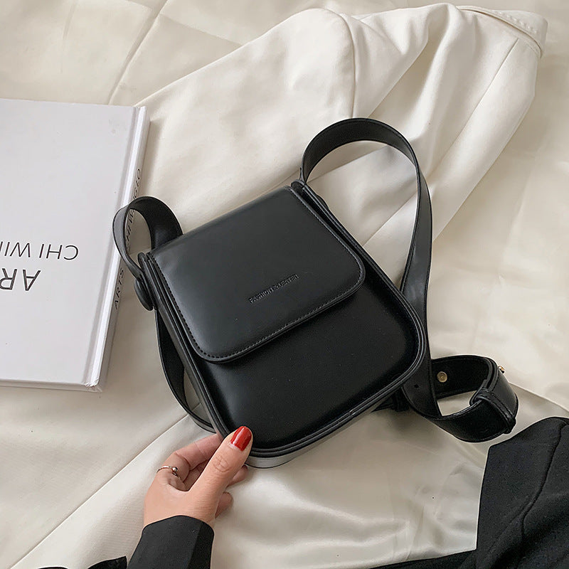 Women’s Soft Side Underarm Bag – Mobile Phone Hand Messenger Tote