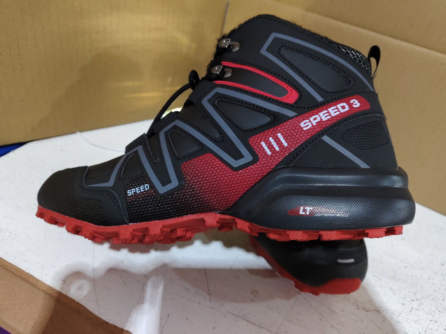 Men’s Winter Snow Boots – High-Top Thermal Mountaineering Shoes