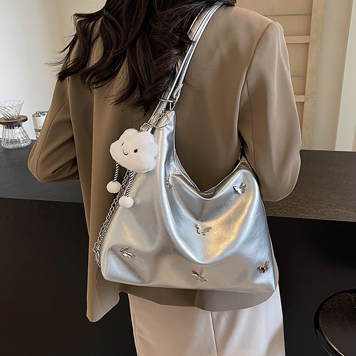 Large Designer Women’s Handbags – Leather Crossbody & Shoulder Bags with Adjustable Straps