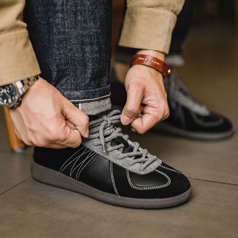 Men’s Low-Top Retro Sneakers – Fashion Casual Everyday Shoes