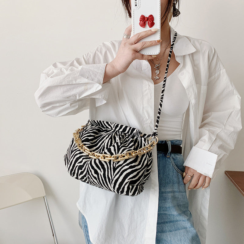 Fashion Cloud Shoulder Bag – Western Style Chain Fold Armpit Bag for Women