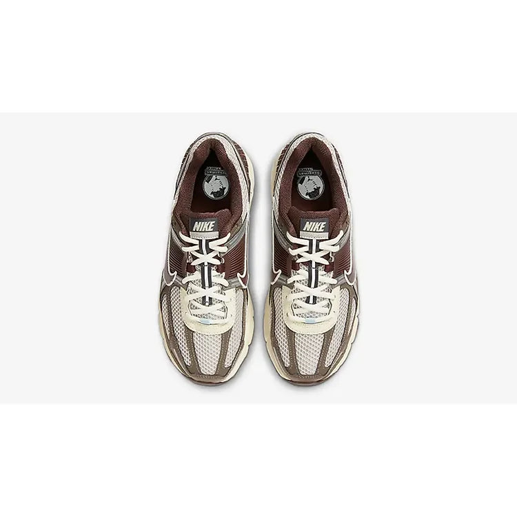 Nike Air Zoom Vomero 5 Shoes