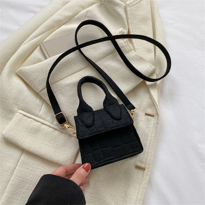 Women’s Spring Small Bag – Simple Casual Handbag