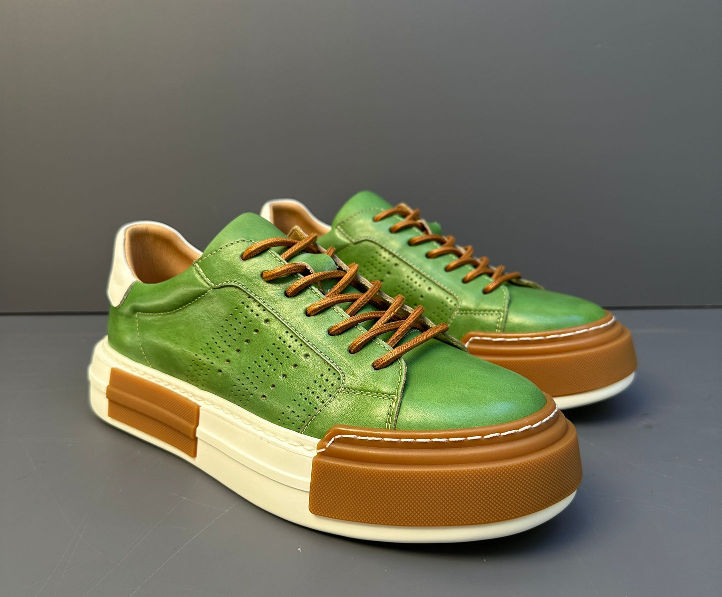 Men’s Casual Leather Sneakers – Soft, Breathable & Genuine Leather