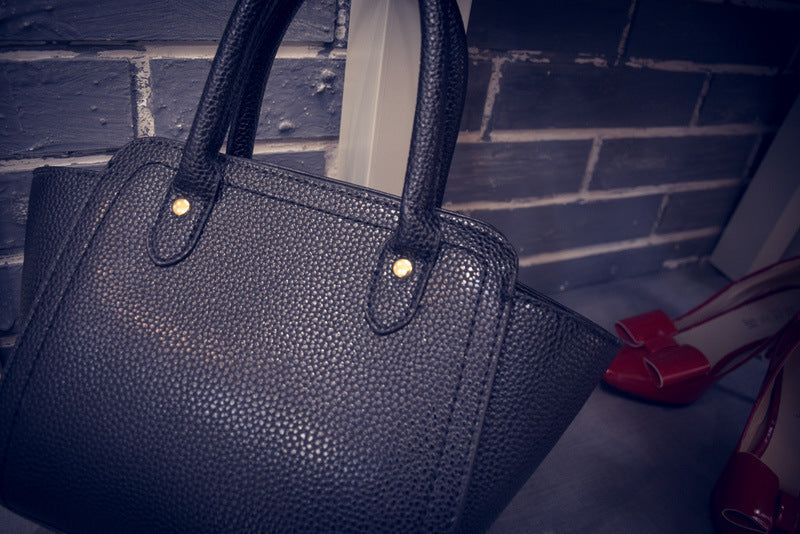 Women’s Fashion Shoulder Bag – Stylish Hand Messenger Bag