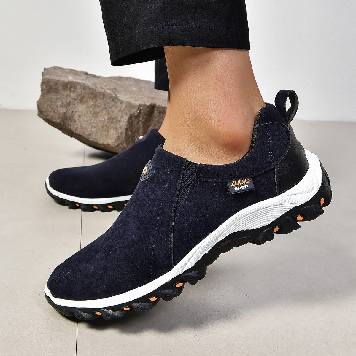 Men’s Fashion Round Head Thin Shoes – Shallow Mouth Casual Style